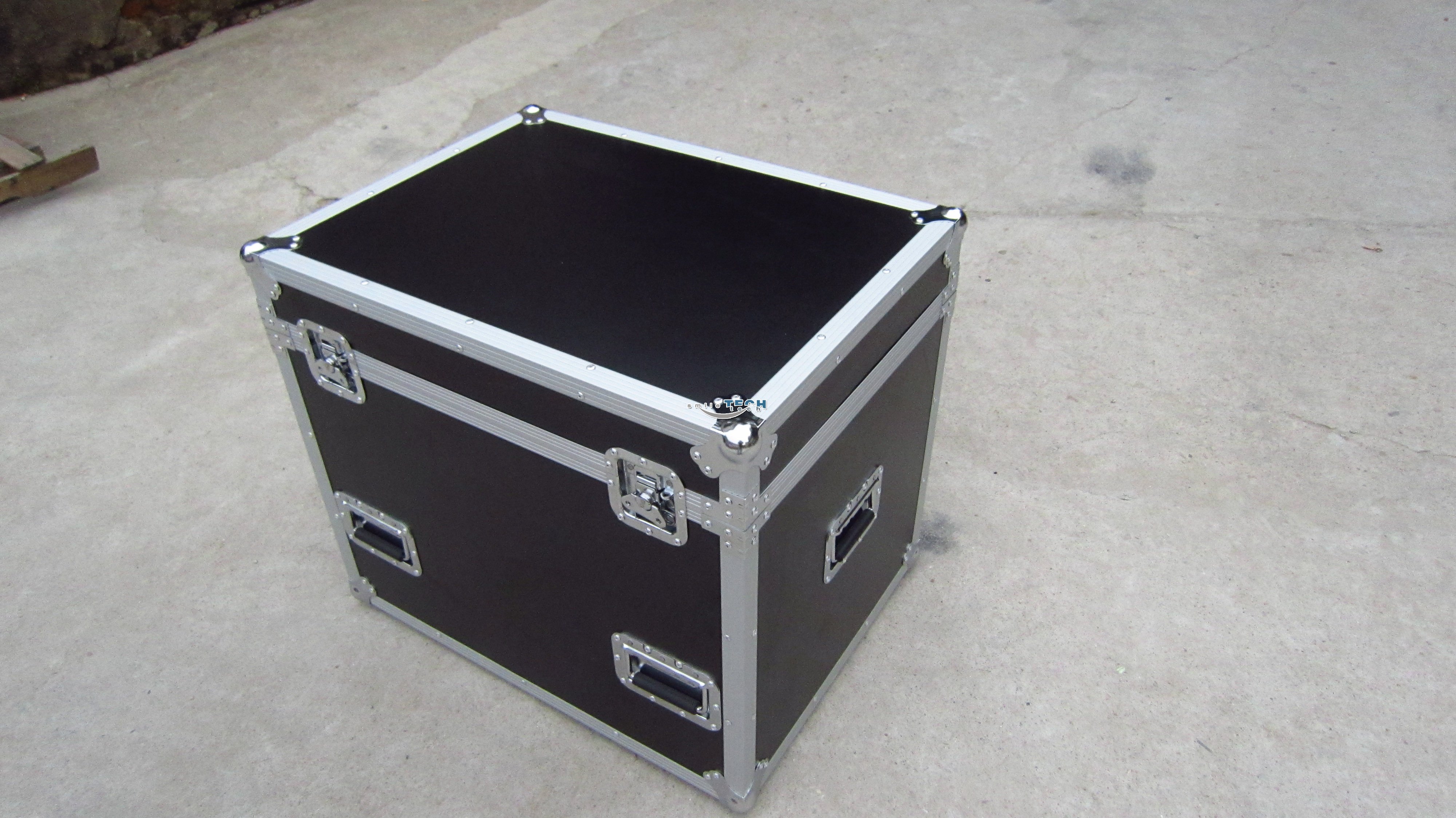  ATA 300 Multifunctional practical solid wire box with fixing strap 