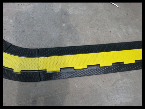 2 Channel Rubber Cable Ramp 