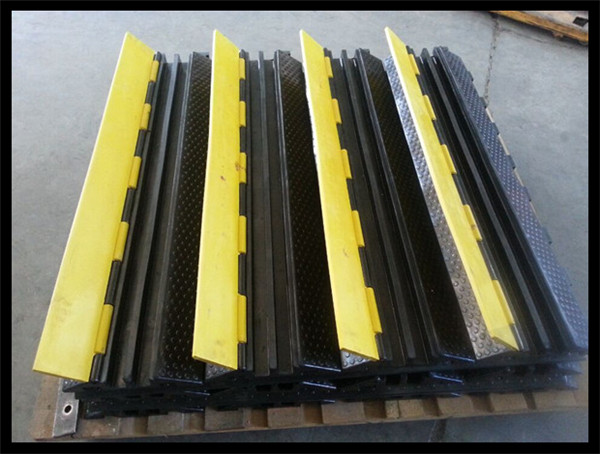 2 Channel Rubber Cable Ramp 