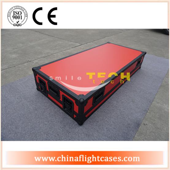 <b>Custom Red and Black Portable Z Table DJ Flight Case</b>