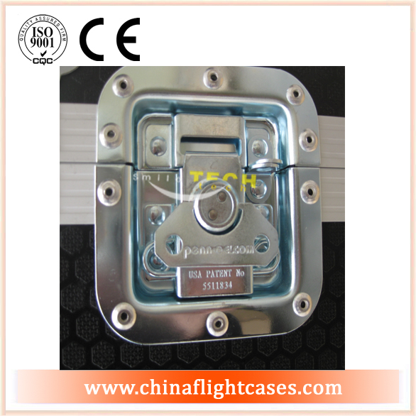 flight case hardware