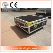 <b>Universtial utility flight case with 4 inch wheels and ATA standard</b>